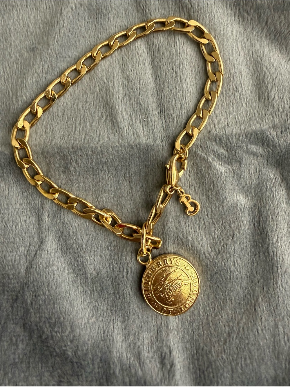 ✨ Vintage Burberrys of London Gold-Tone Charm Bracelet ✨